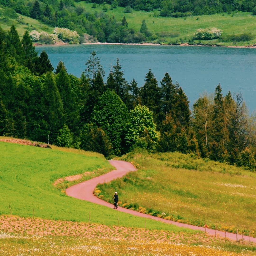 slider hiking_polandmore_active_tours_biking_poland_discovery_bike_local_authentic